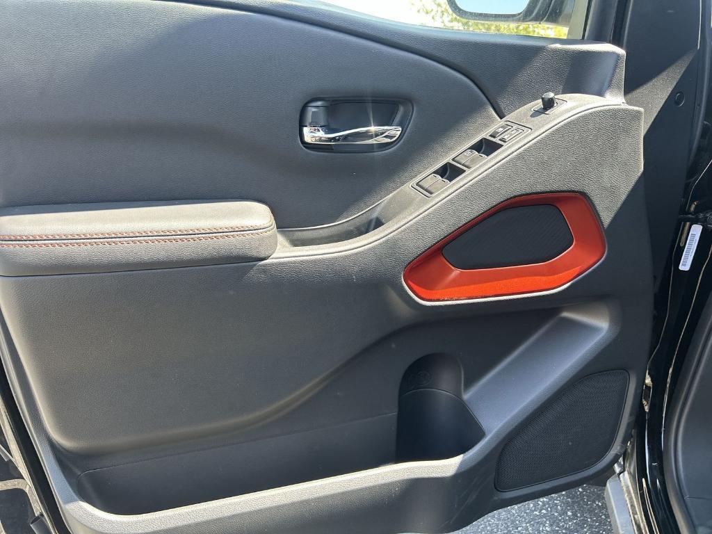new 2025 Nissan Frontier car, priced at $38,077