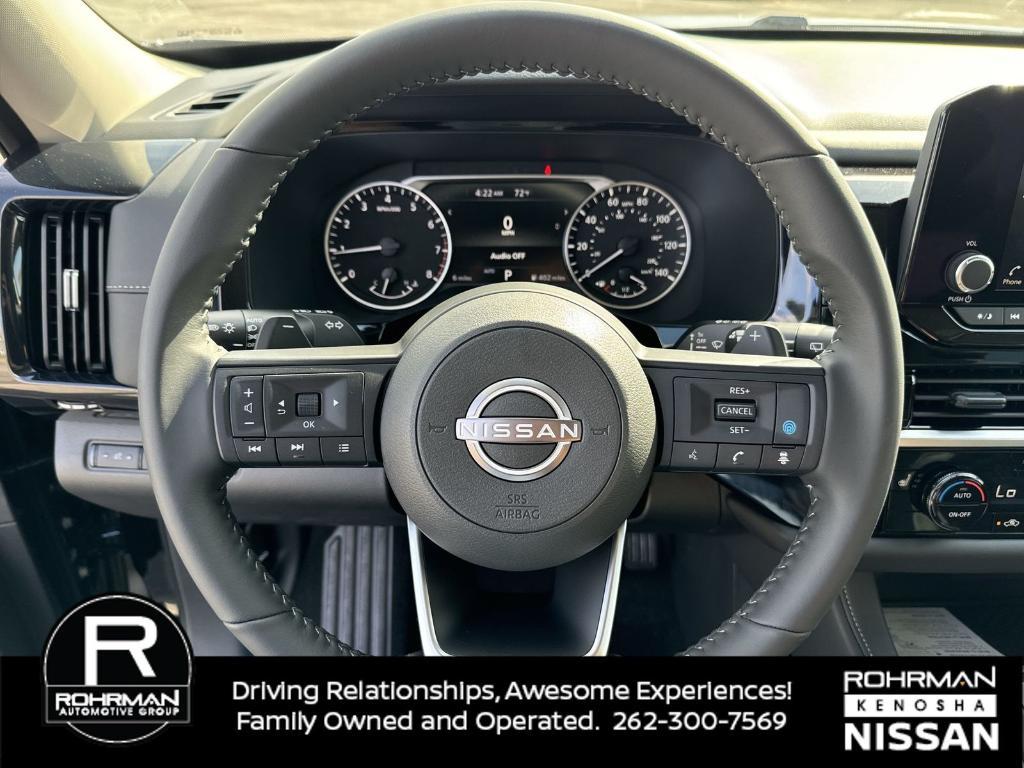 new 2025 Nissan Pathfinder car, priced at $32,810
