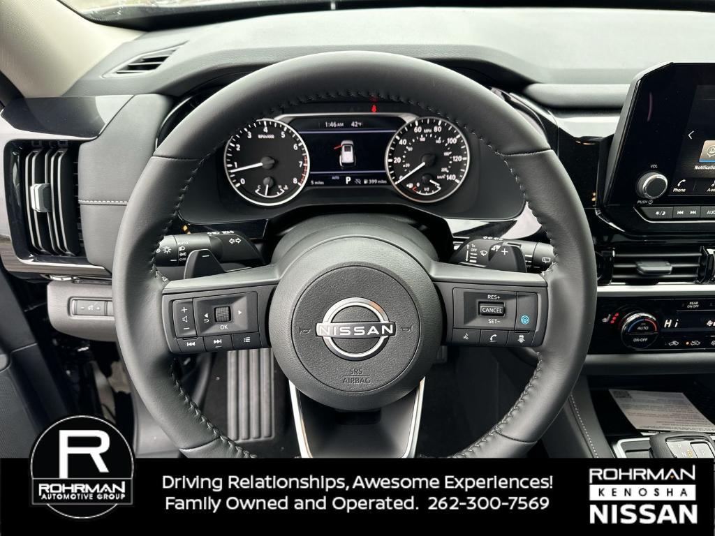 new 2025 Nissan Pathfinder car, priced at $32,775