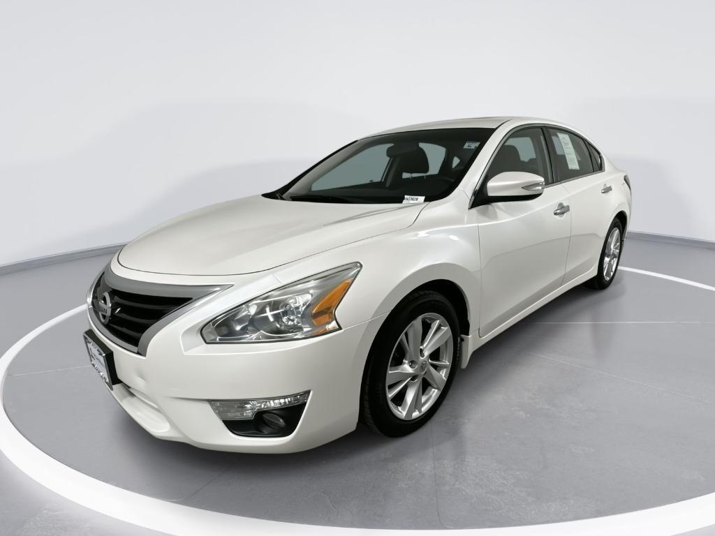 used 2014 Nissan Altima car, priced at $10,104