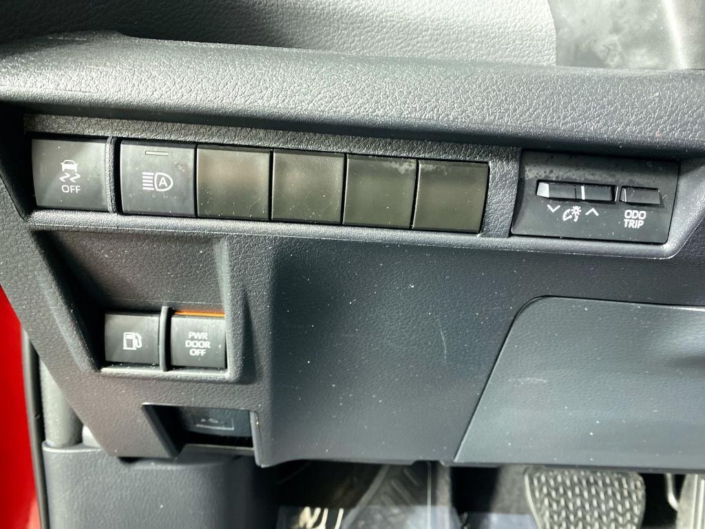 used 2023 Toyota Sienna car, priced at $45,566