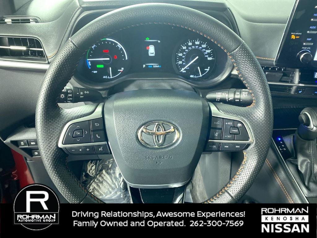 used 2023 Toyota Sienna car, priced at $45,566
