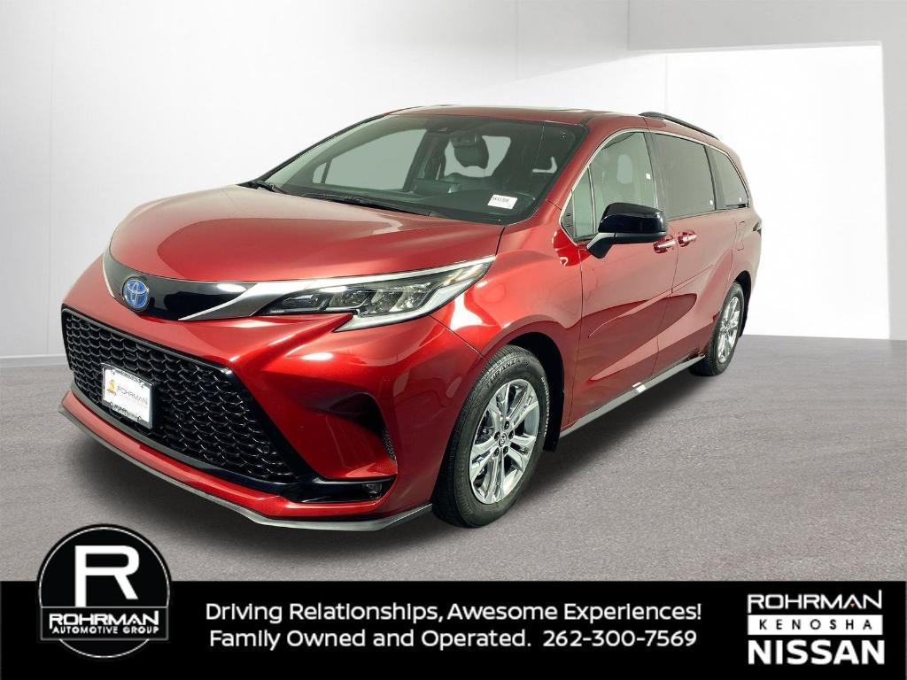 used 2023 Toyota Sienna car, priced at $43,387