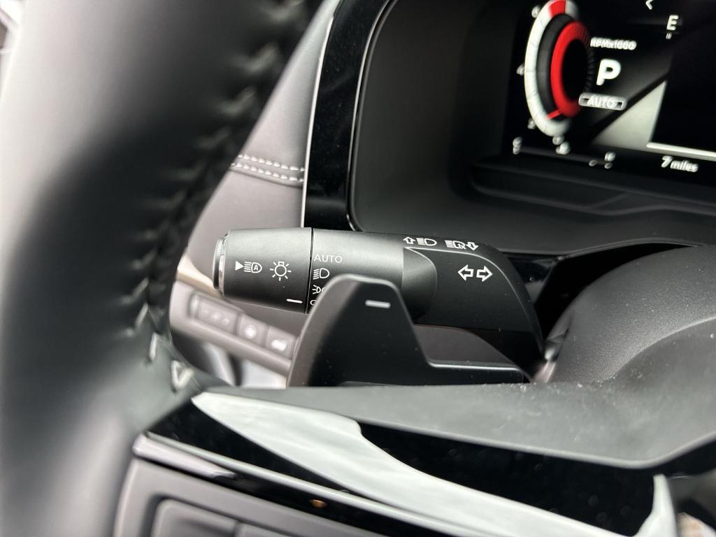 new 2025 Nissan Pathfinder car, priced at $43,846