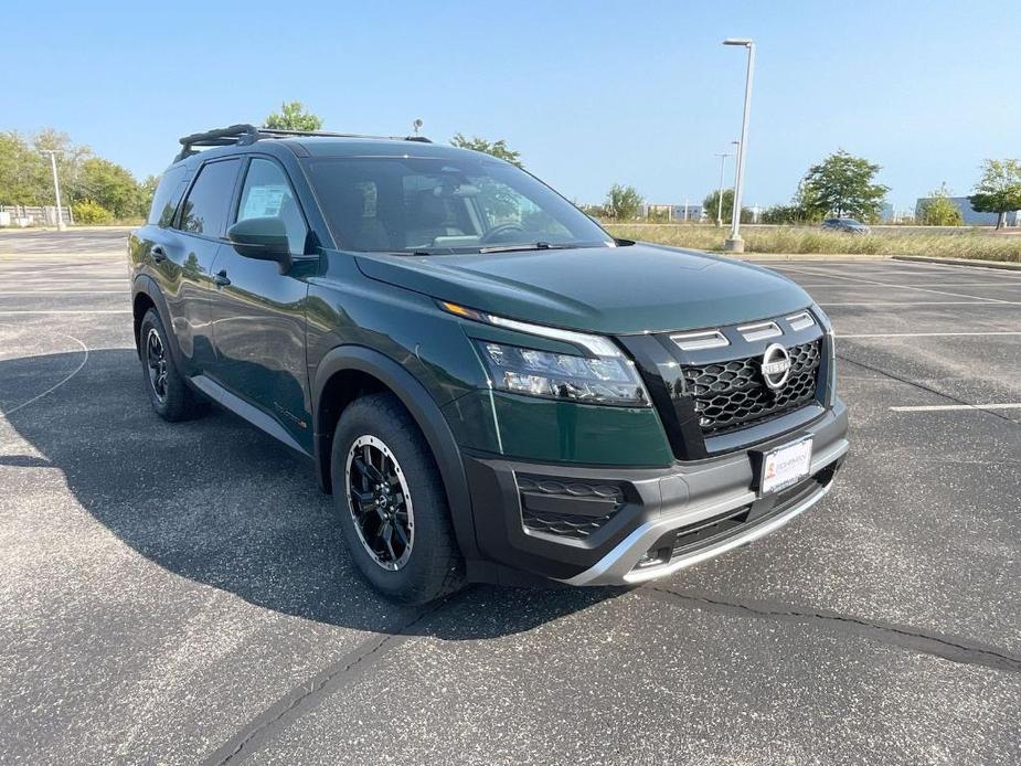 new 2024 Nissan Pathfinder car, priced at $38,377