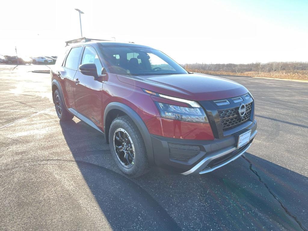 new 2025 Nissan Pathfinder car, priced at $41,017