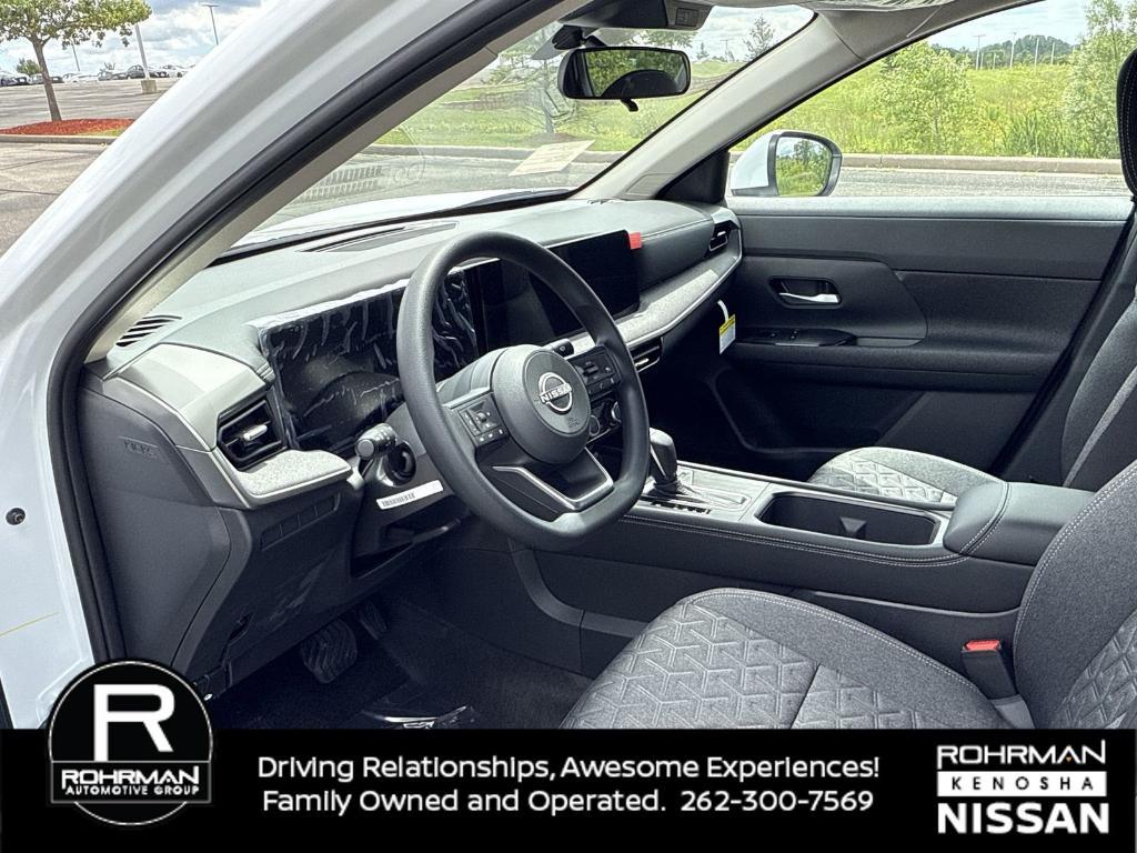 new 2025 Nissan Kicks car, priced at $26,560