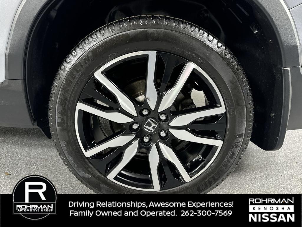 used 2020 Honda Pilot car, priced at $24,001