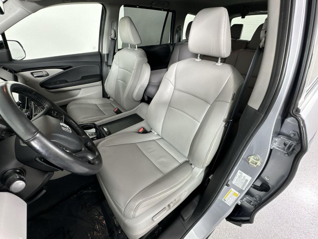 used 2020 Honda Pilot car, priced at $24,001