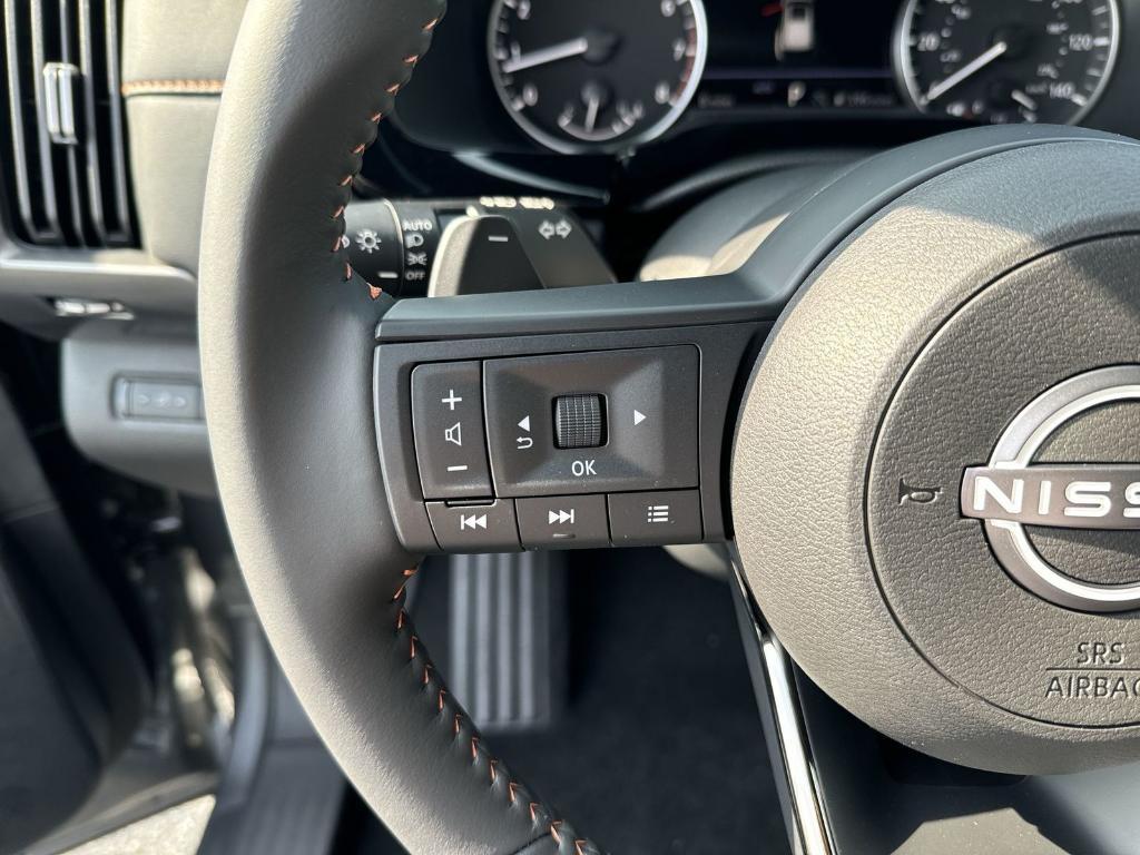 new 2025 Nissan Pathfinder car, priced at $37,243