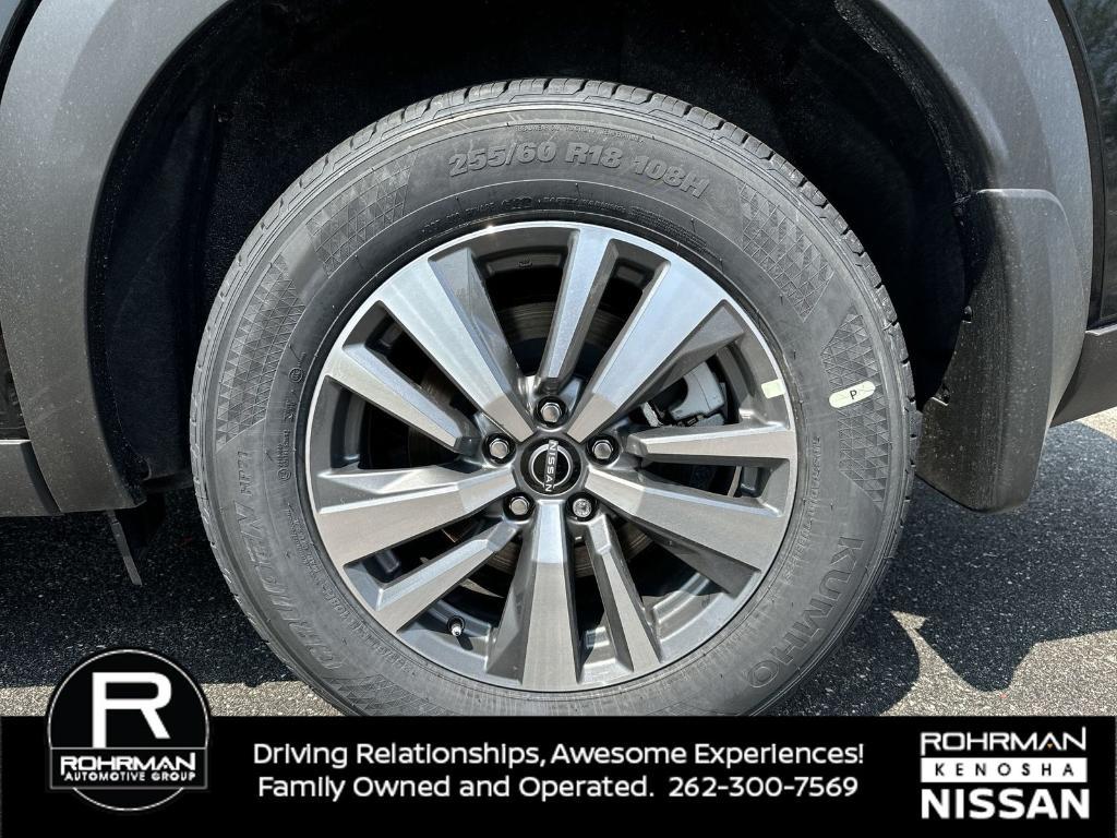 new 2025 Nissan Pathfinder car, priced at $35,135