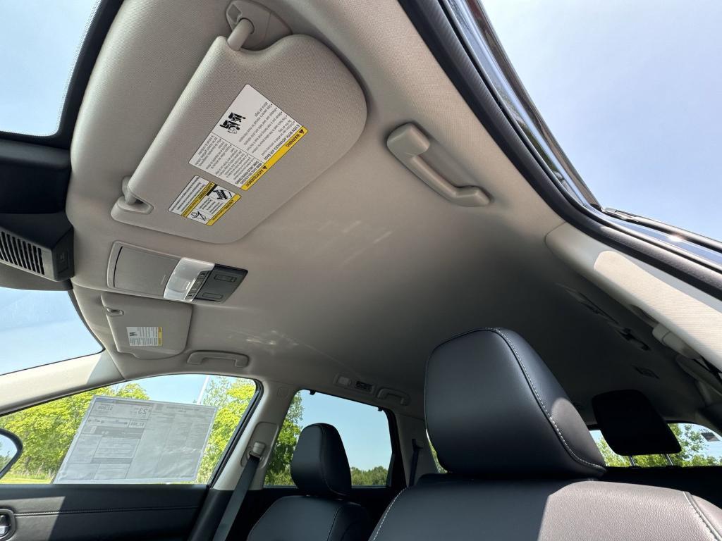 new 2025 Nissan Pathfinder car, priced at $35,135