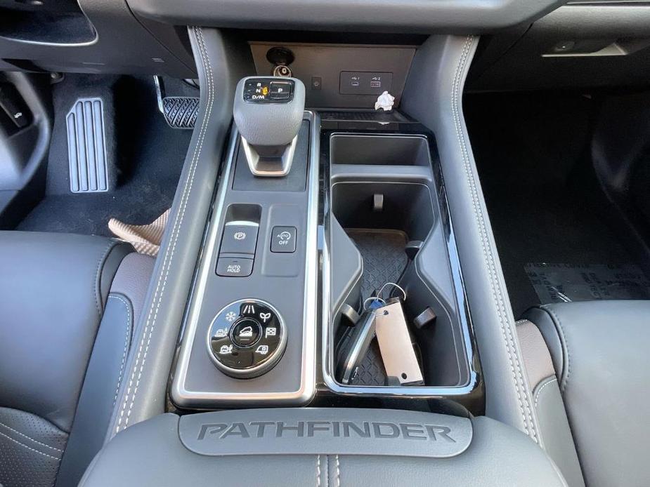 new 2025 Nissan Pathfinder car, priced at $47,753