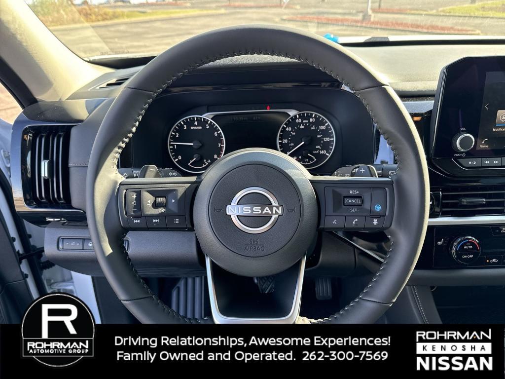 new 2025 Nissan Pathfinder car, priced at $33,225