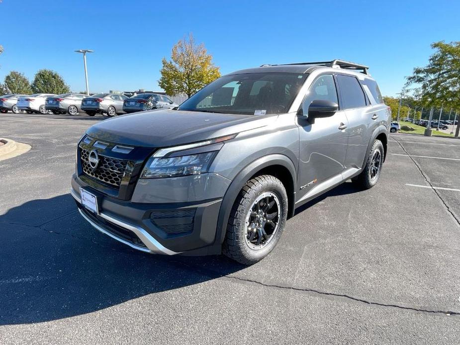 new 2024 Nissan Pathfinder car, priced at $36,598