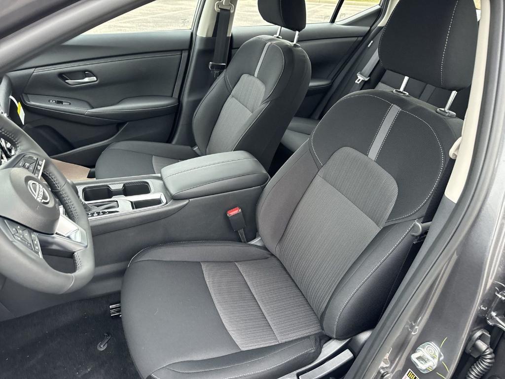 new 2025 Nissan Sentra car, priced at $19,685