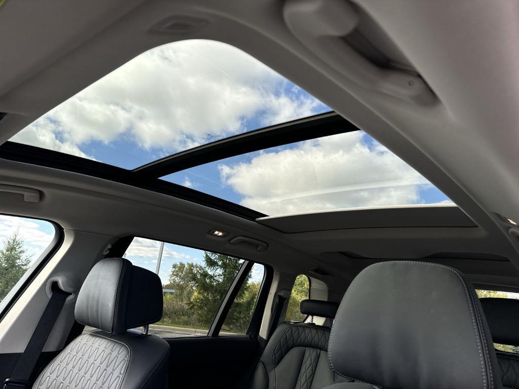 used 2025 BMW X7 car, priced at $59,513
