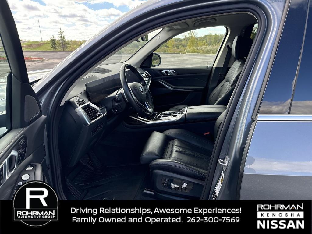 used 2025 BMW X7 car, priced at $59,513