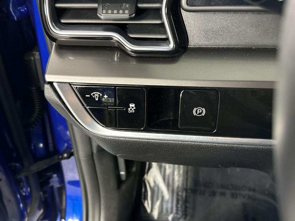 used 2023 Kia Sportage car, priced at $32,000