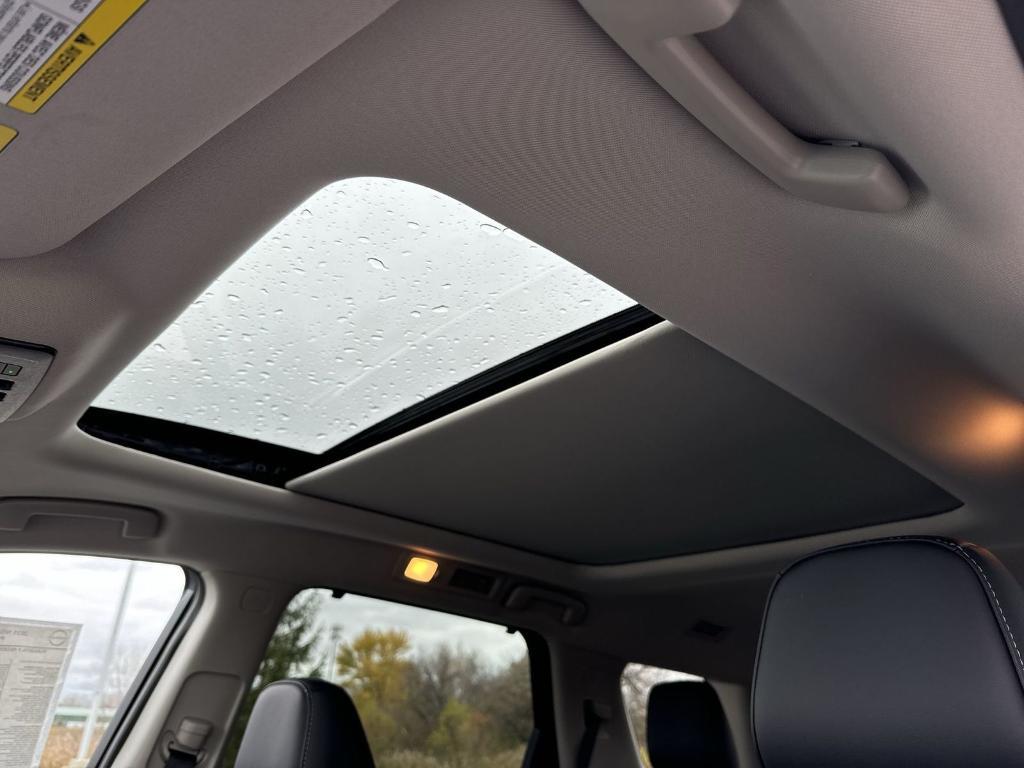 new 2025 Nissan Pathfinder car, priced at $44,131