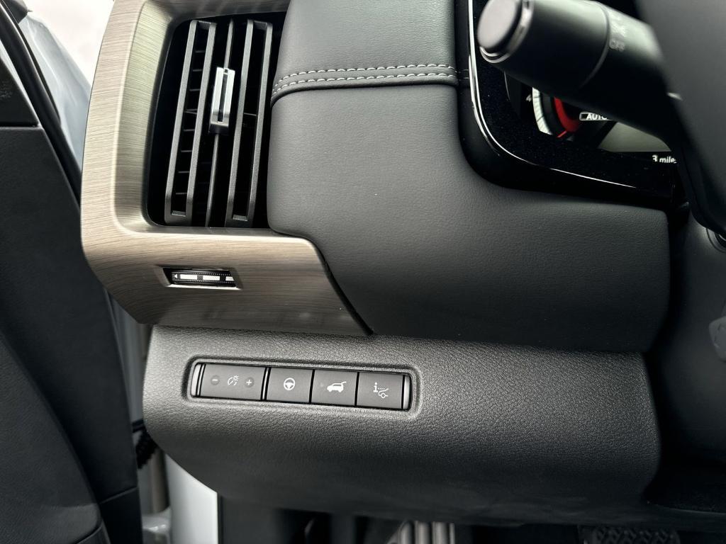 new 2025 Nissan Pathfinder car, priced at $44,131