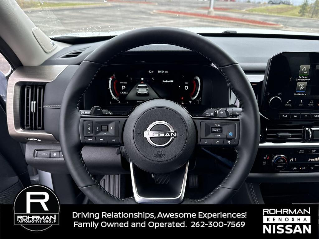 new 2025 Nissan Pathfinder car, priced at $44,131