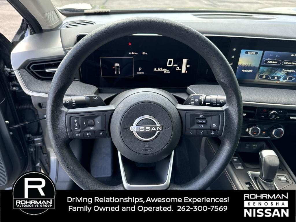 new 2025 Nissan Kicks car, priced at $25,081