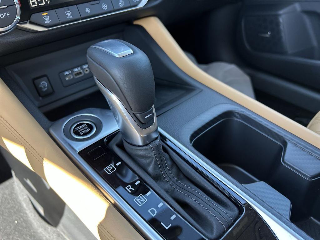 new 2025 Nissan Sentra car, priced at $21,292