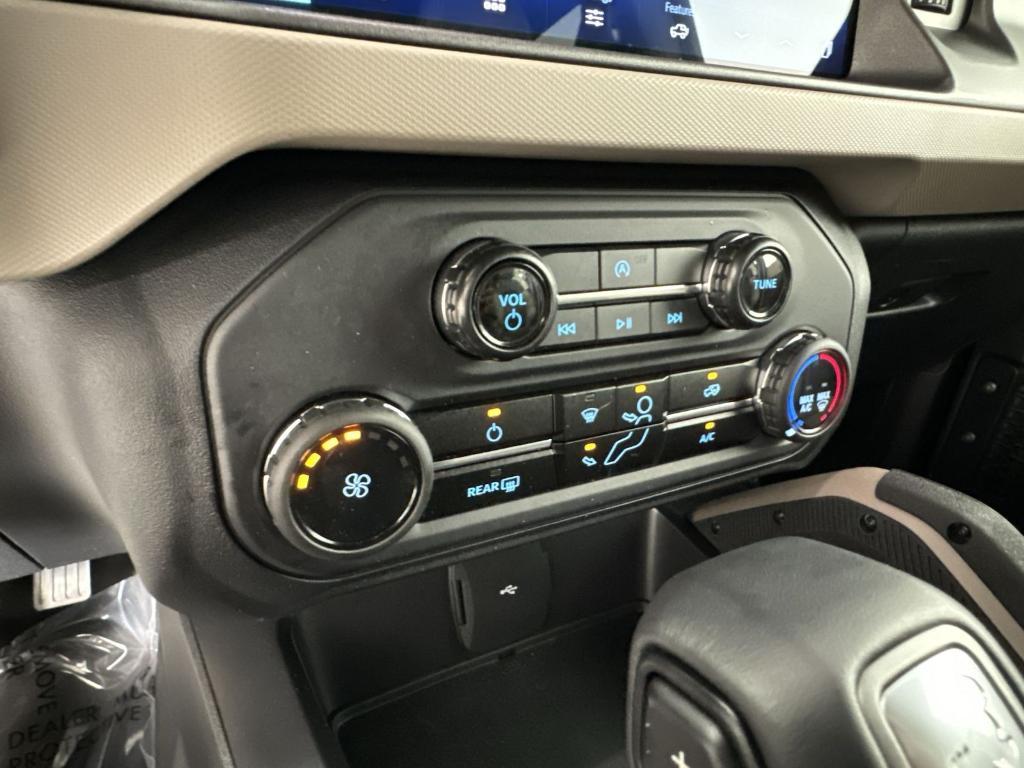 used 2024 Ford Bronco car, priced at $39,000