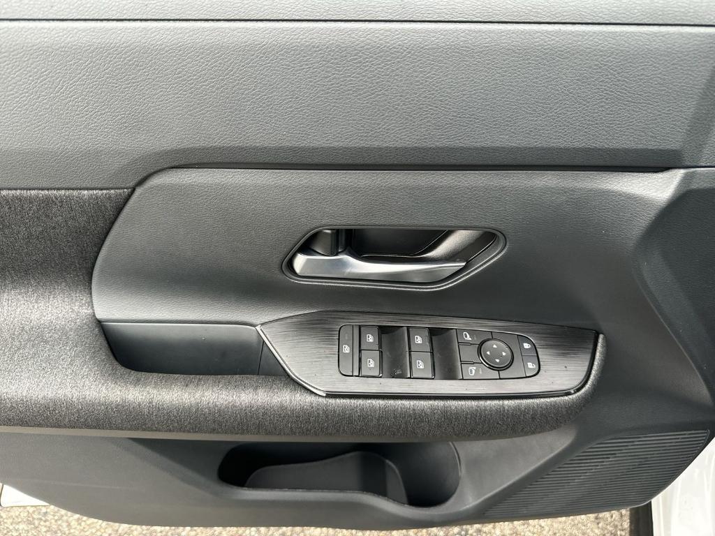 new 2026 Nissan Kicks car, priced at $25,201