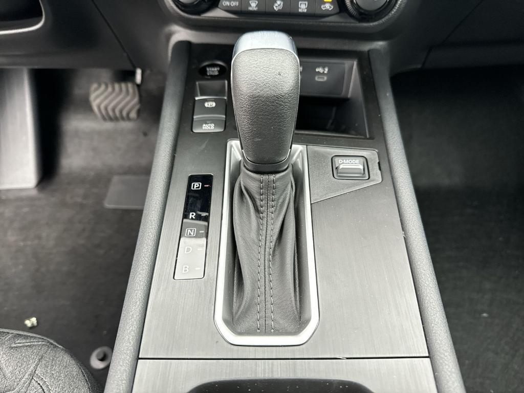 new 2026 Nissan Kicks car, priced at $25,201