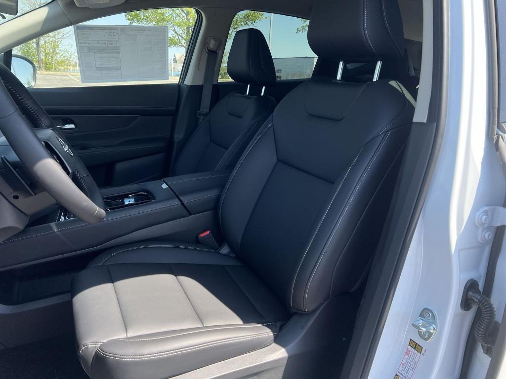 new 2025 Nissan Murano car, priced at $35,407