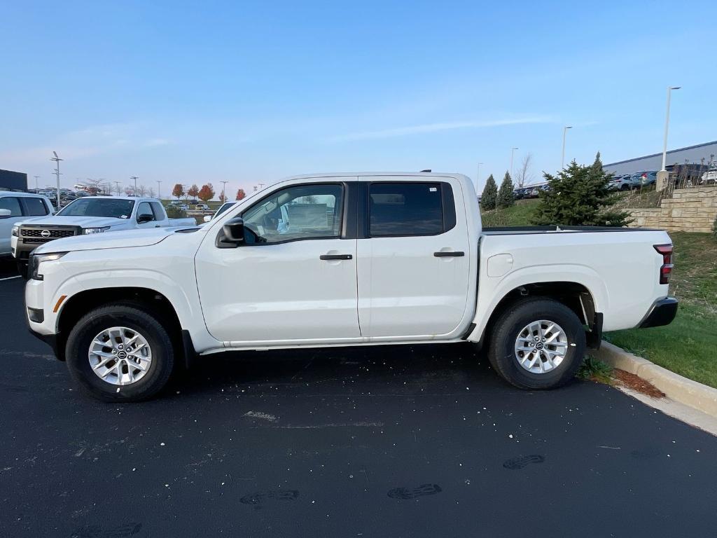 new 2025 Nissan Frontier car, priced at $29,692