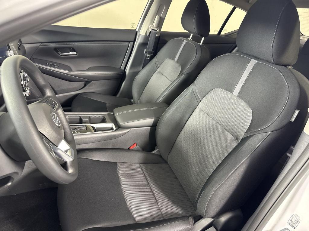new 2025 Nissan Sentra car, priced at $21,978