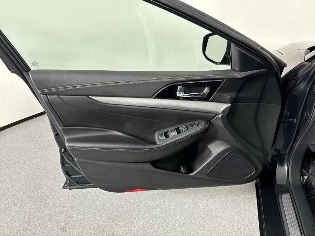 used 2017 Nissan Maxima car, priced at $13,827