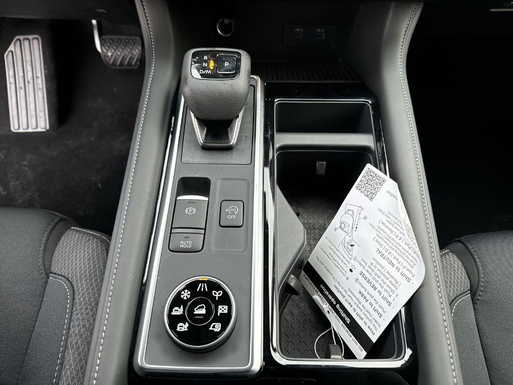 new 2025 Nissan Pathfinder car, priced at $32,775