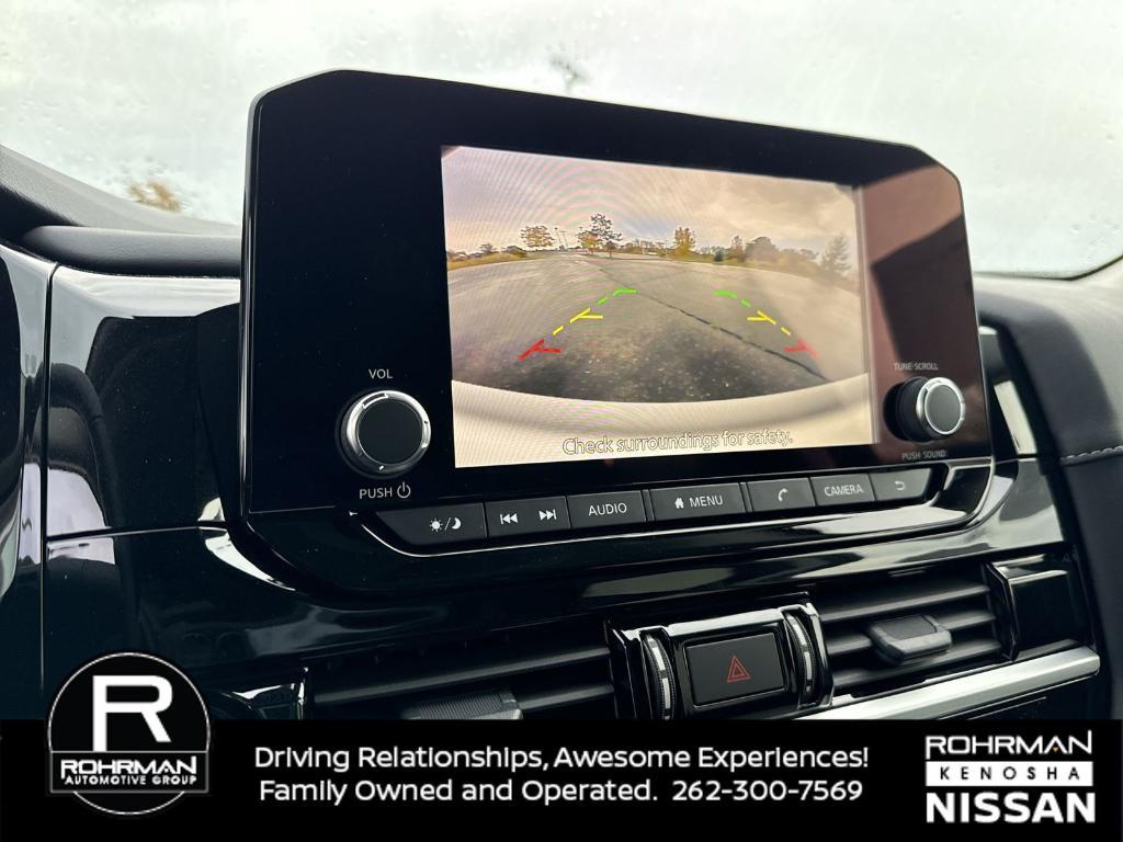 new 2025 Nissan Pathfinder car, priced at $32,775