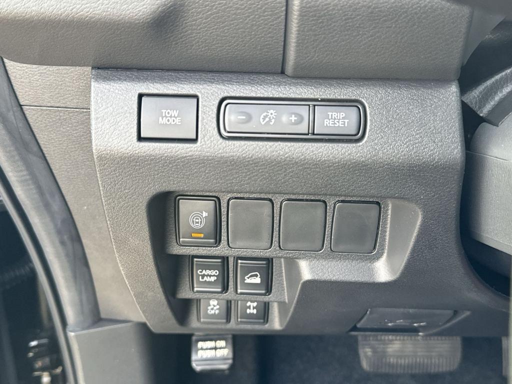 new 2025 Nissan Frontier car, priced at $40,309