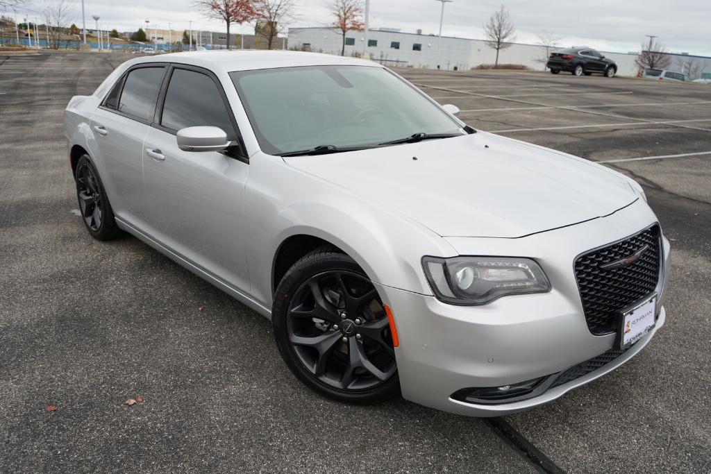 used 2021 Chrysler 300 car, priced at $18,250