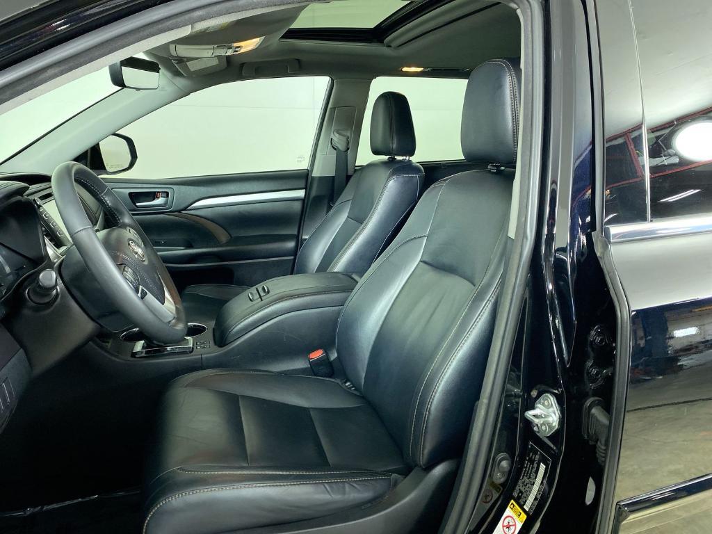 used 2018 Toyota Highlander car, priced at $24,741