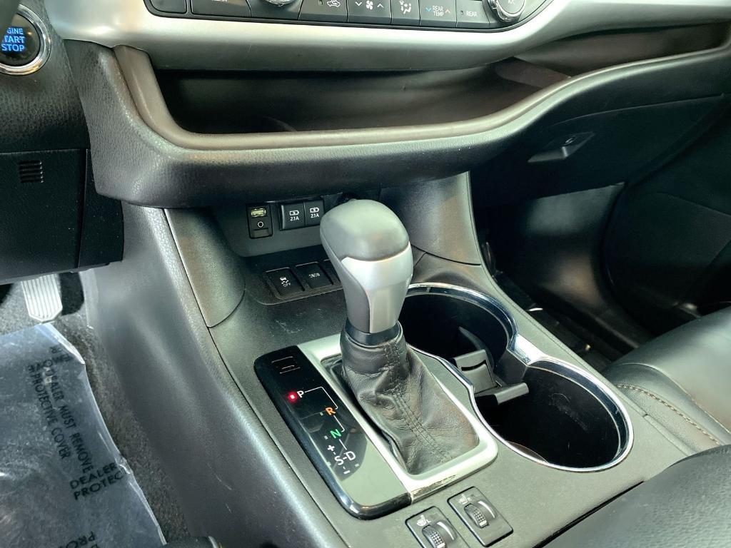 used 2018 Toyota Highlander car, priced at $24,741