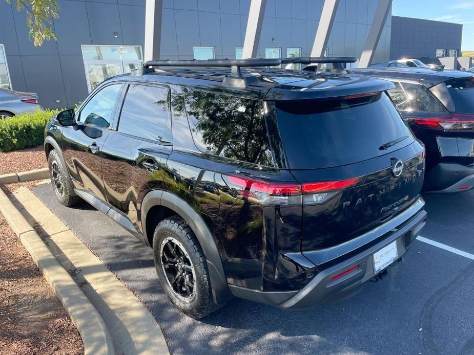 new 2024 Nissan Pathfinder car, priced at $38,302