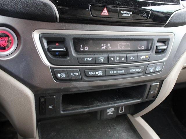 used 2021 Honda Pilot car, priced at $29,303