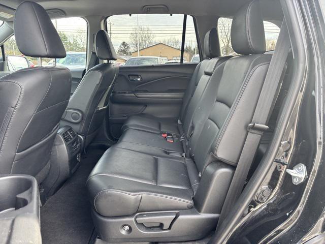 used 2021 Honda Pilot car, priced at $31,000