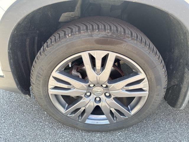 used 2021 Honda Passport car, priced at $28,368