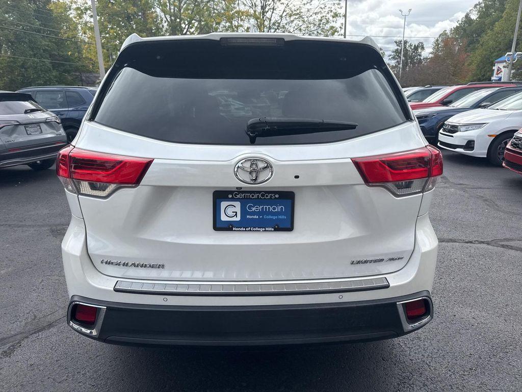 used 2018 Toyota Highlander car, priced at $26,750