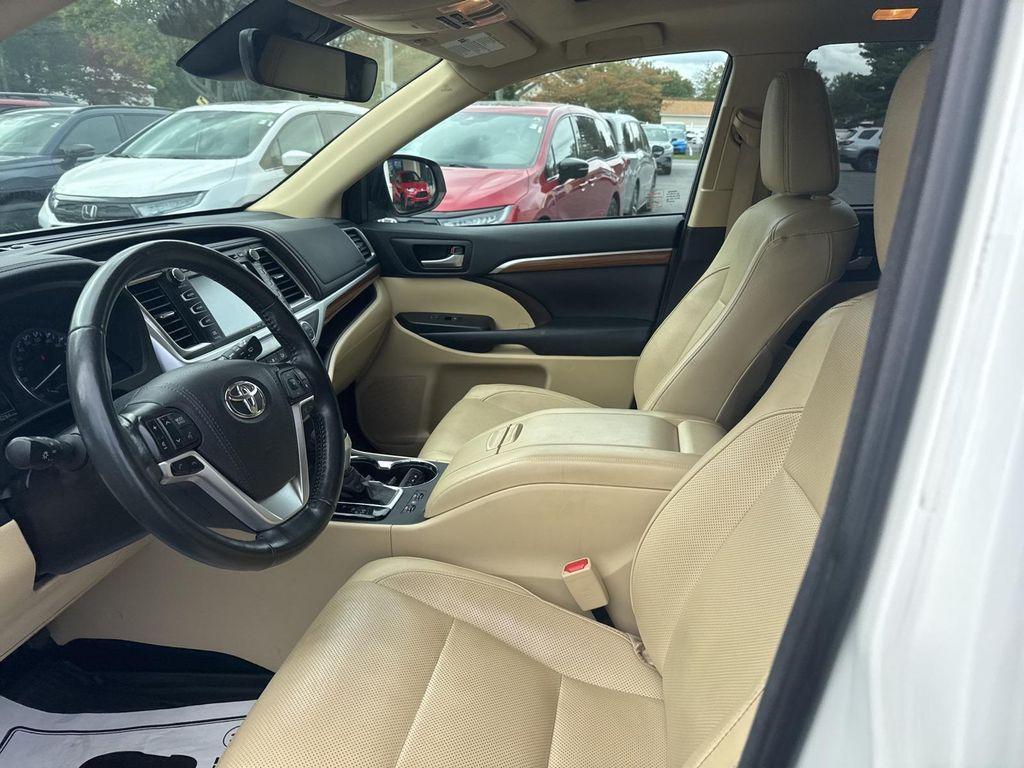 used 2018 Toyota Highlander car, priced at $26,750
