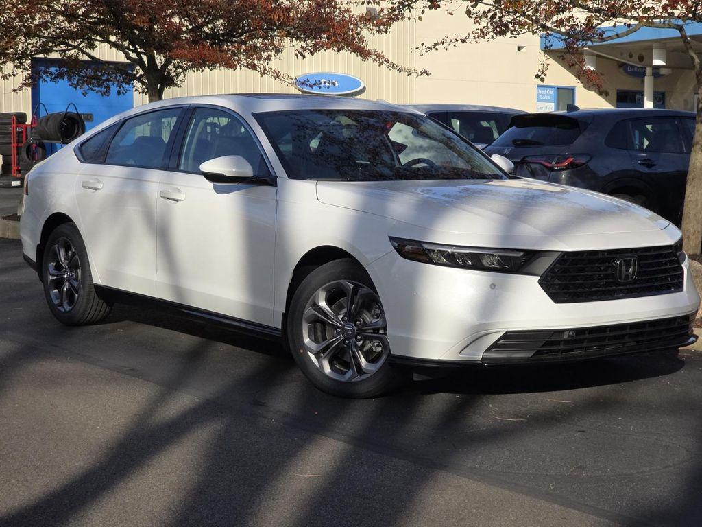 new 2025 Honda Accord Hybrid car, priced at $36,590