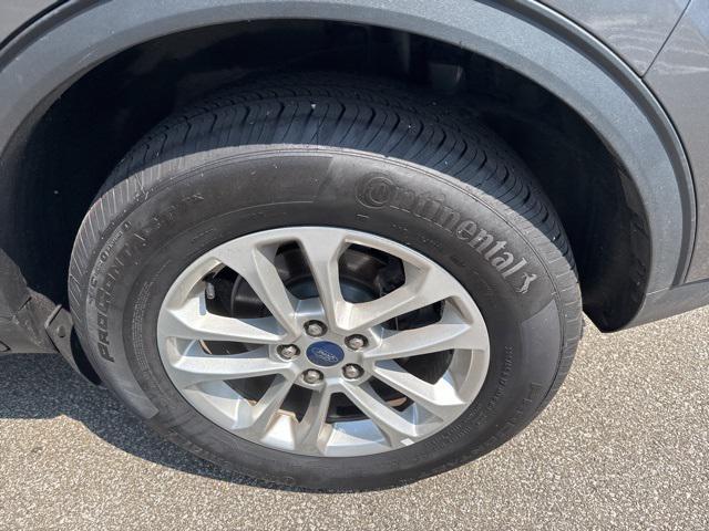 used 2022 Ford Escape car, priced at $15,784