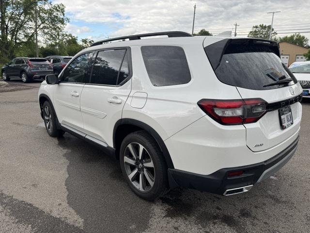 used 2023 Honda Pilot car, priced at $48,400
